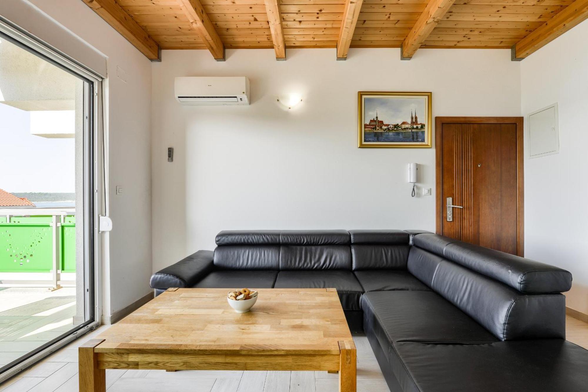 Batimat Apartments Ljubač Zimmer foto