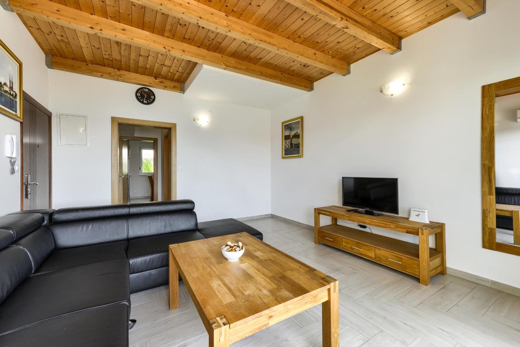 Batimat Apartments Ljubač Zimmer foto
